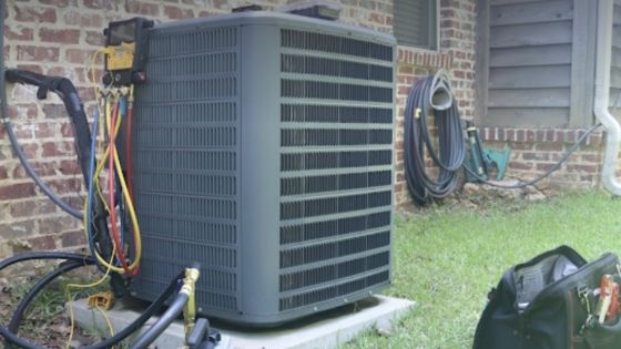 Repairing vs Replacing Your AC
