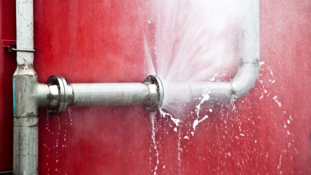 What To Do When You Have A Plumbing Emergency